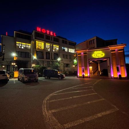 Hotel Ok Prizren Exterior foto
